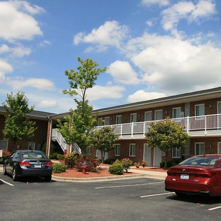 Affordable Suites Kannapolis Bagian luar foto