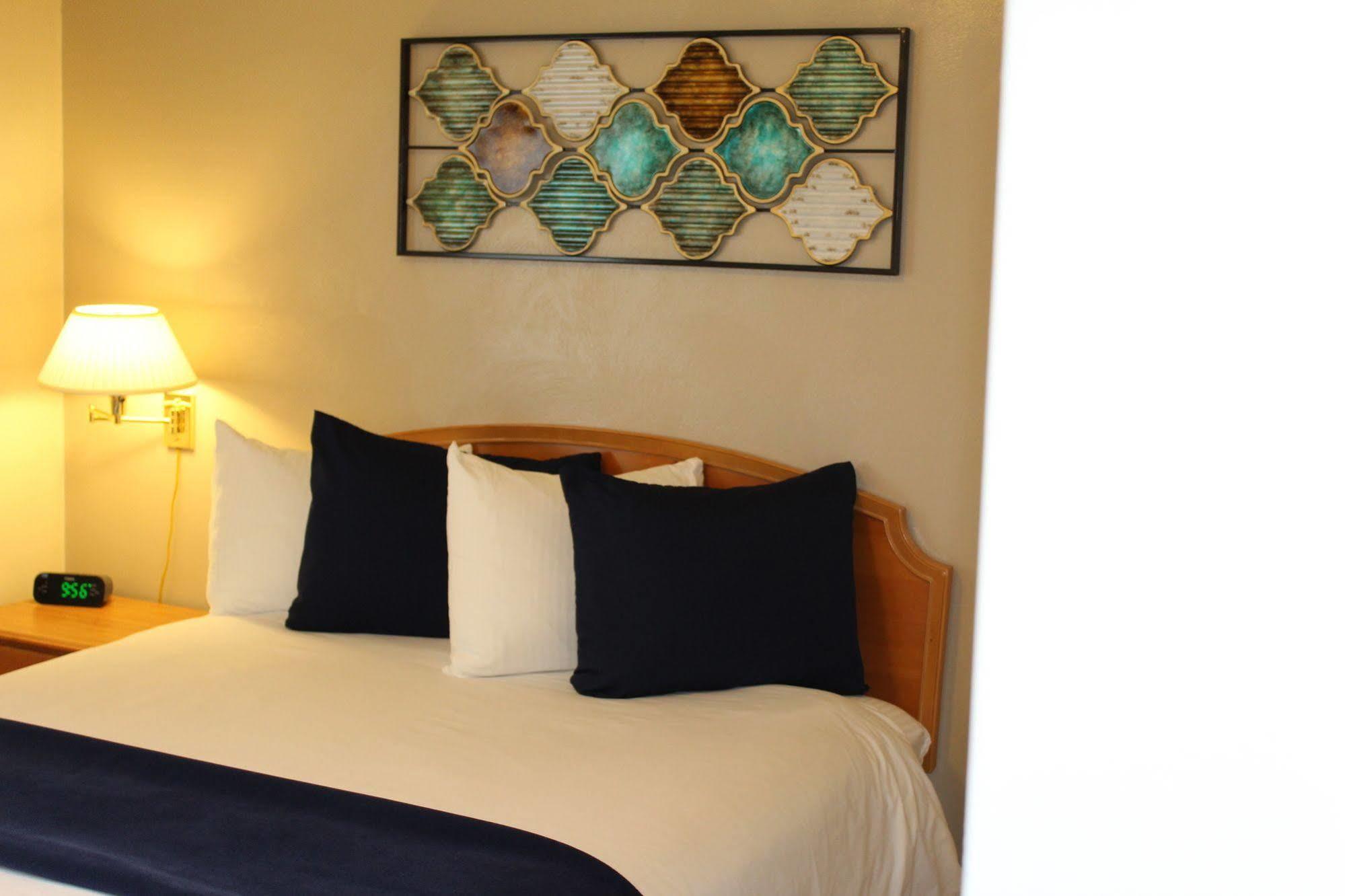 Affordable Suites Kannapolis Bagian luar foto